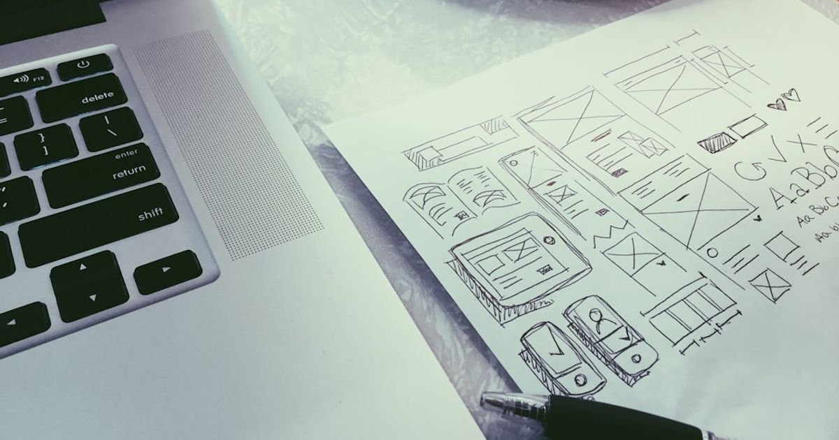 Turn ideas into designs, stories, and apps using smart prompts