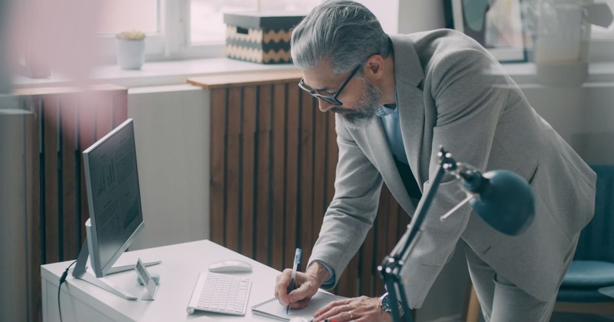 AI Prompt for Analyzing Employee Sentiment from Internal Communication