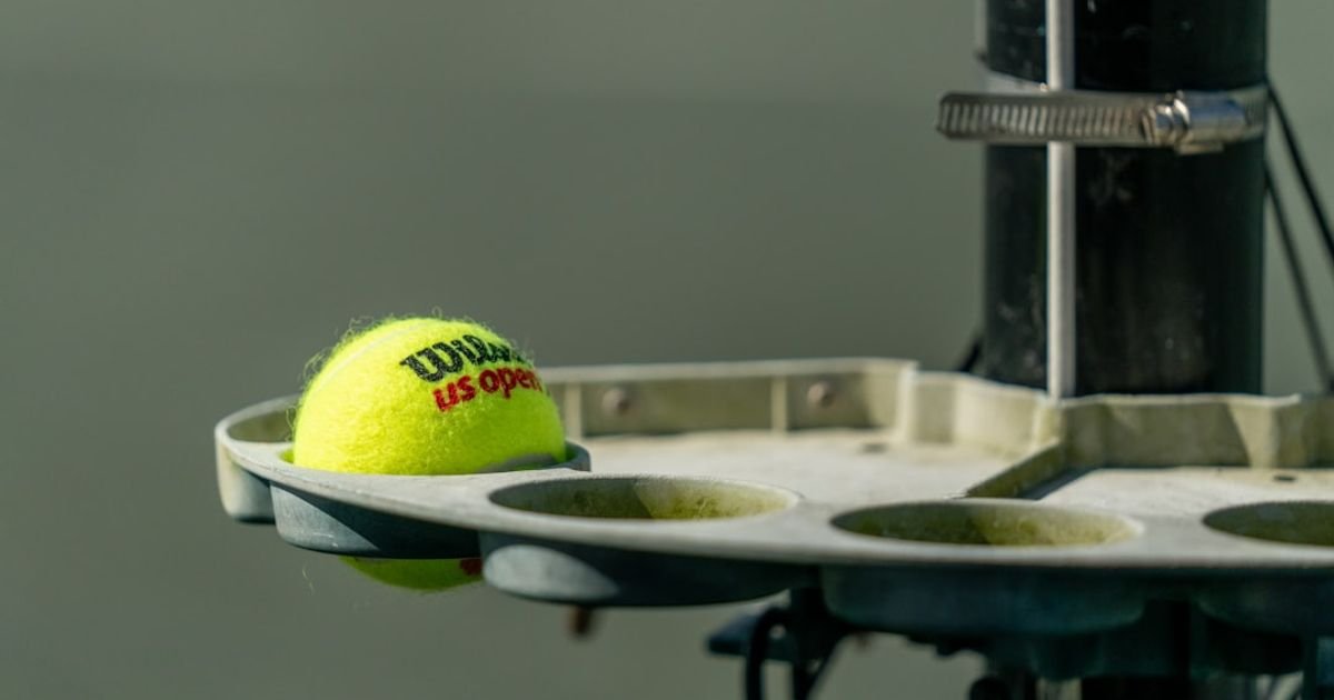 AI Prompt for Generating Cinematic Drone-Like Footage from Video Input