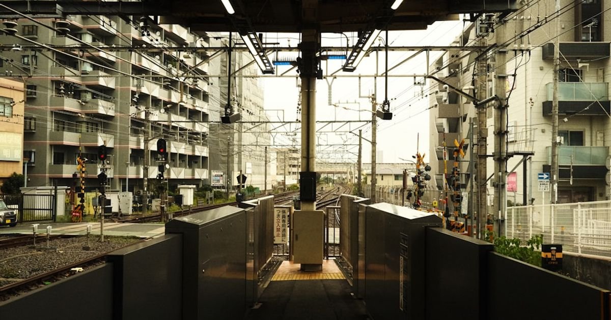 AI Prompt for Predicting Equipment Lifespan in Utility Plants