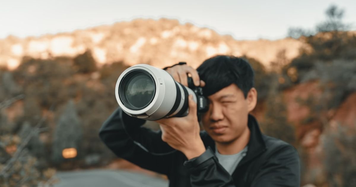 AI Prompt for Summarizing Long Video Content into Short Clips