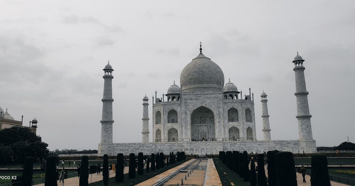 ChatGPT Prompt for Creating Navratri Travel Guide Content