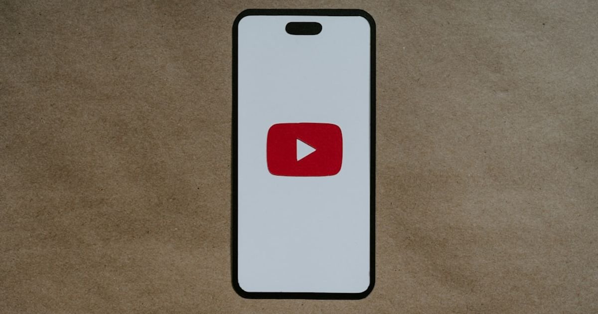 ChatGPT Prompt for Editing Video Summaries for YouTube