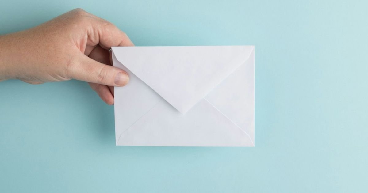 ChatGPT Prompt for Product Demo Invitation Emails