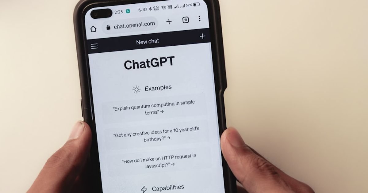 ChatGPT Prompt for Sales Outreach on Twitter