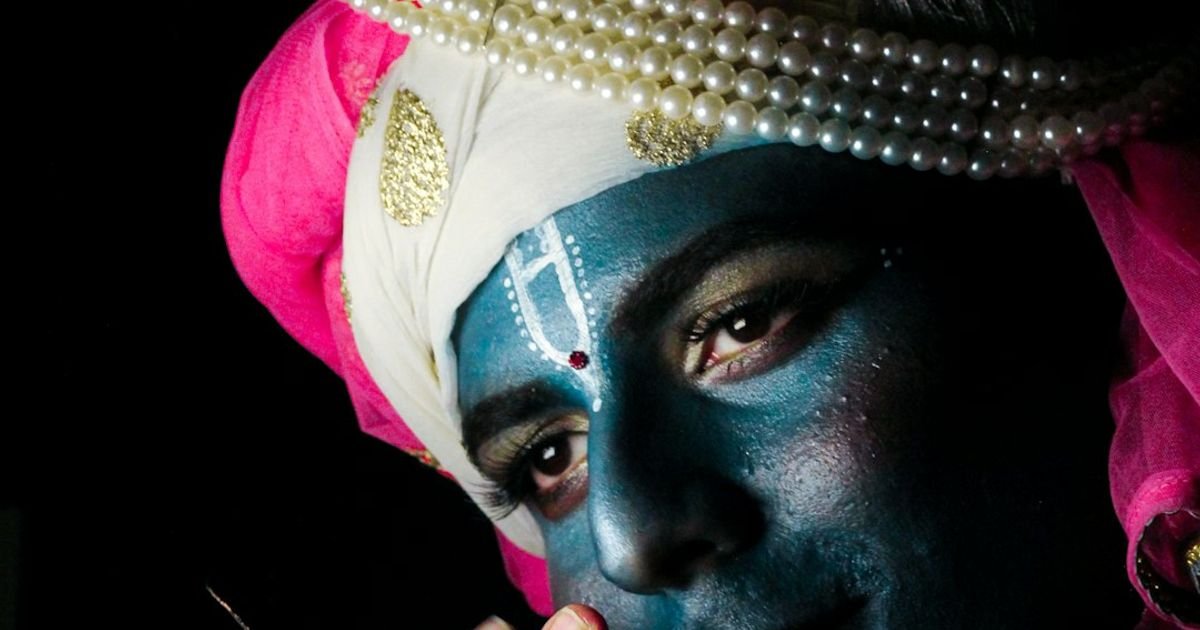Gemini Prompt for Designing Navratri Cultural Photo Collages