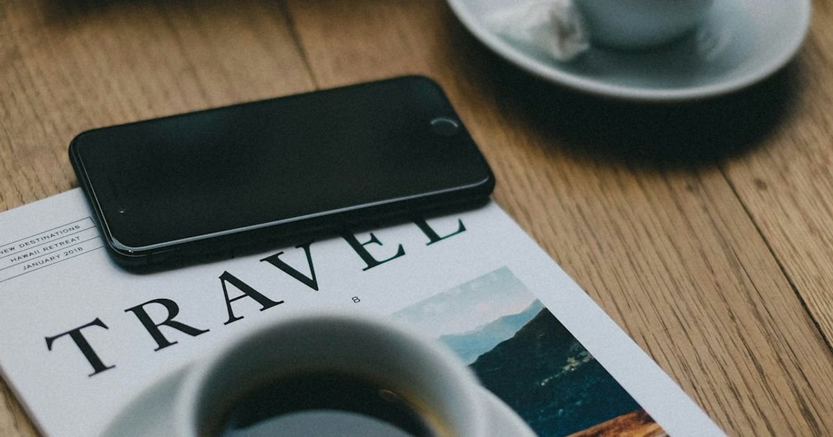 Gemini Prompt for Developing a Virtual Travel Guide App