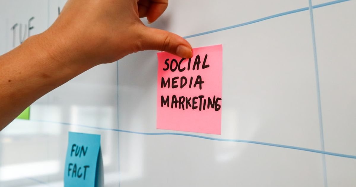 Grok Prompt for Social Media Engagement Thread Ideas