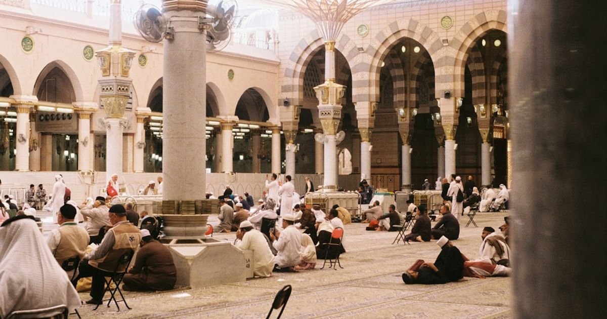Ramadan travel prompt with Veo