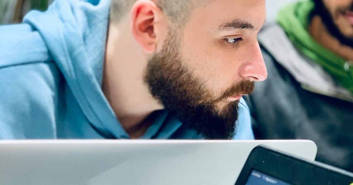 Startup pitch prompt powered by Gemini