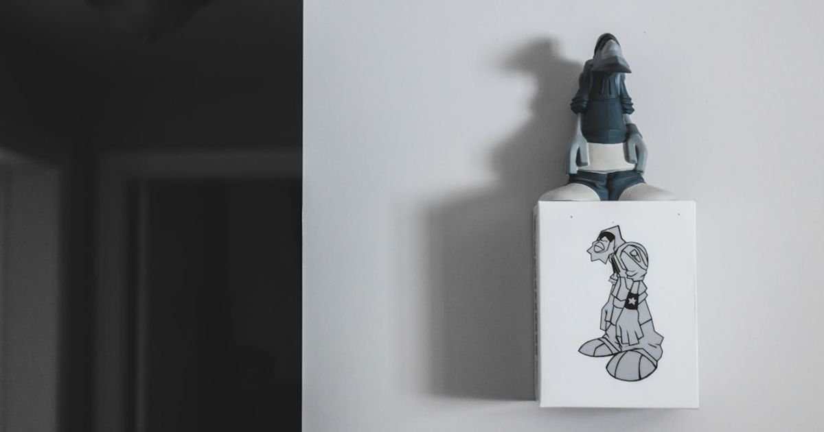 Transform pet photos into artistic cartoons using Nano Banana AI prompt