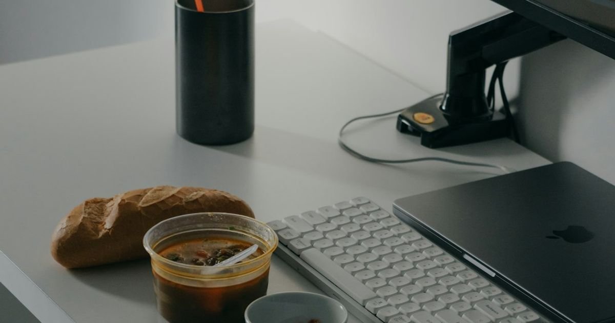 Veo Prompt for Creating Step-by-Step Office Suite Tips Videos
