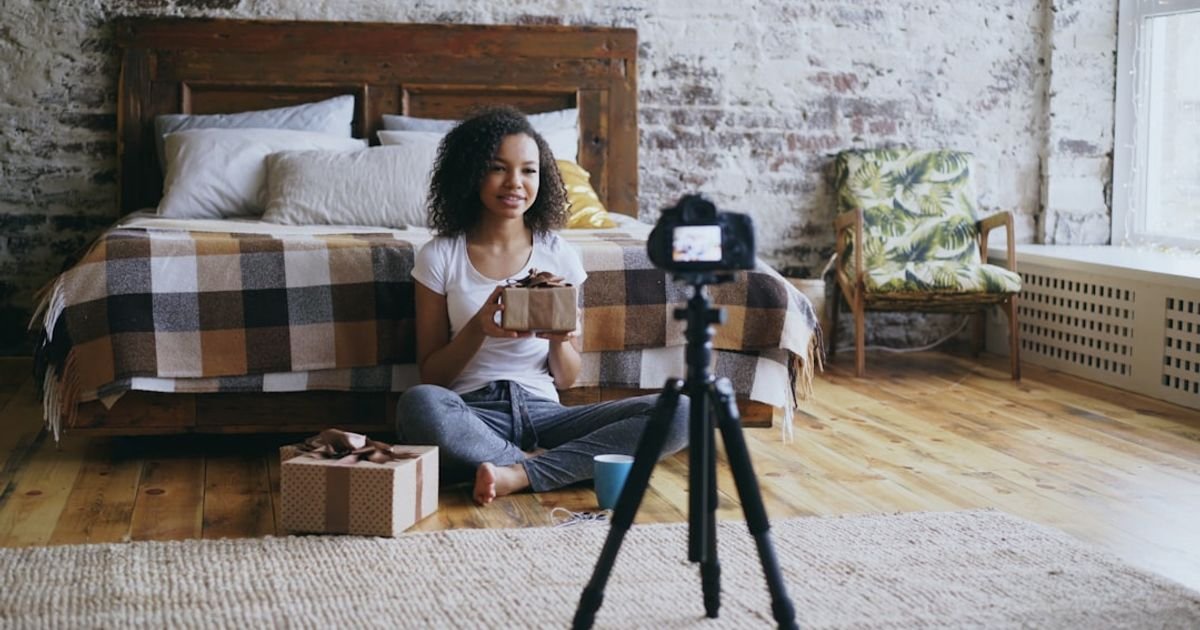 Veo Prompt for Personal Branding Short-Form Videos