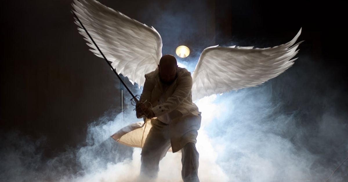 Angel Wing Glow VFX Prompt