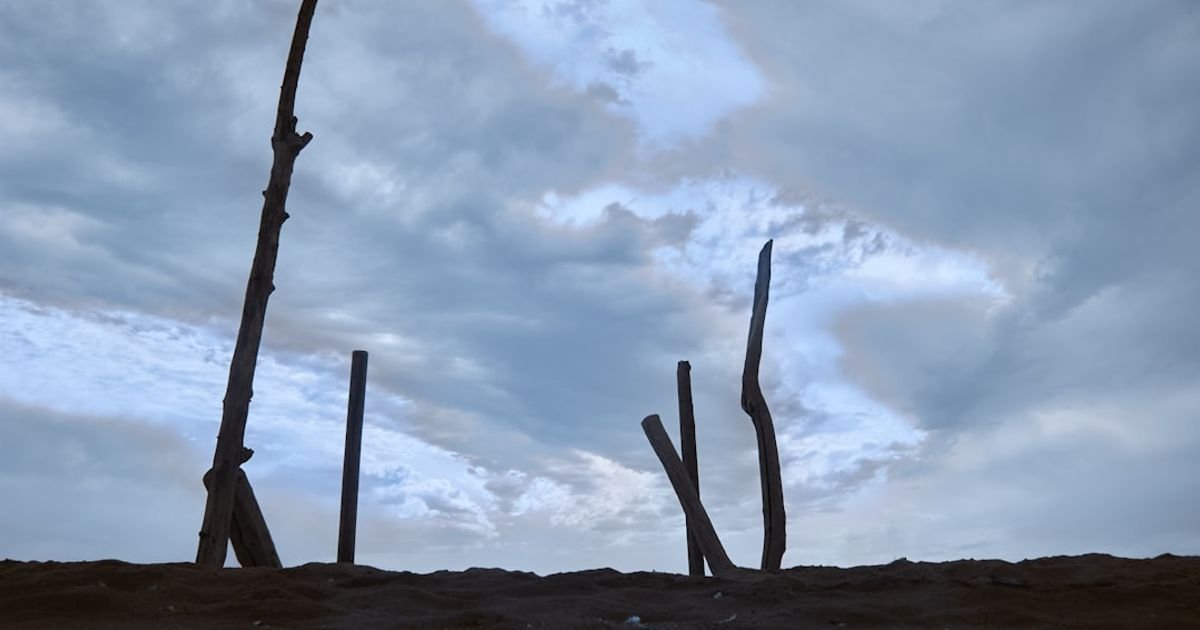 Battlefield Dust Blast VFX Prompt