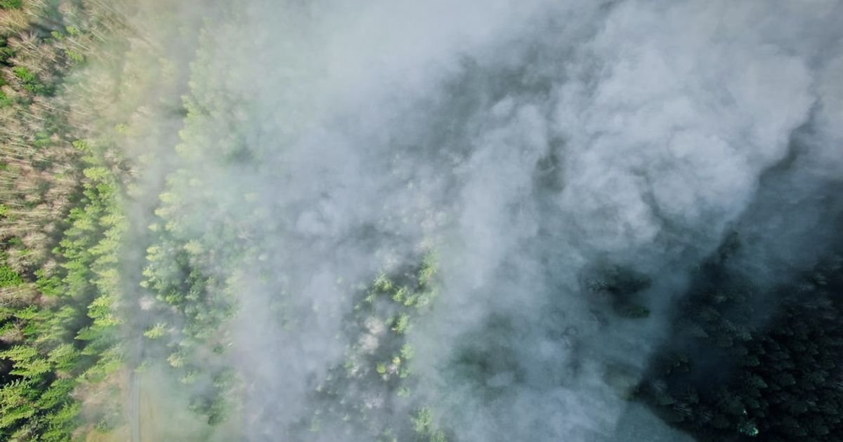 Burning Battlefield Smoke VFX Prompt