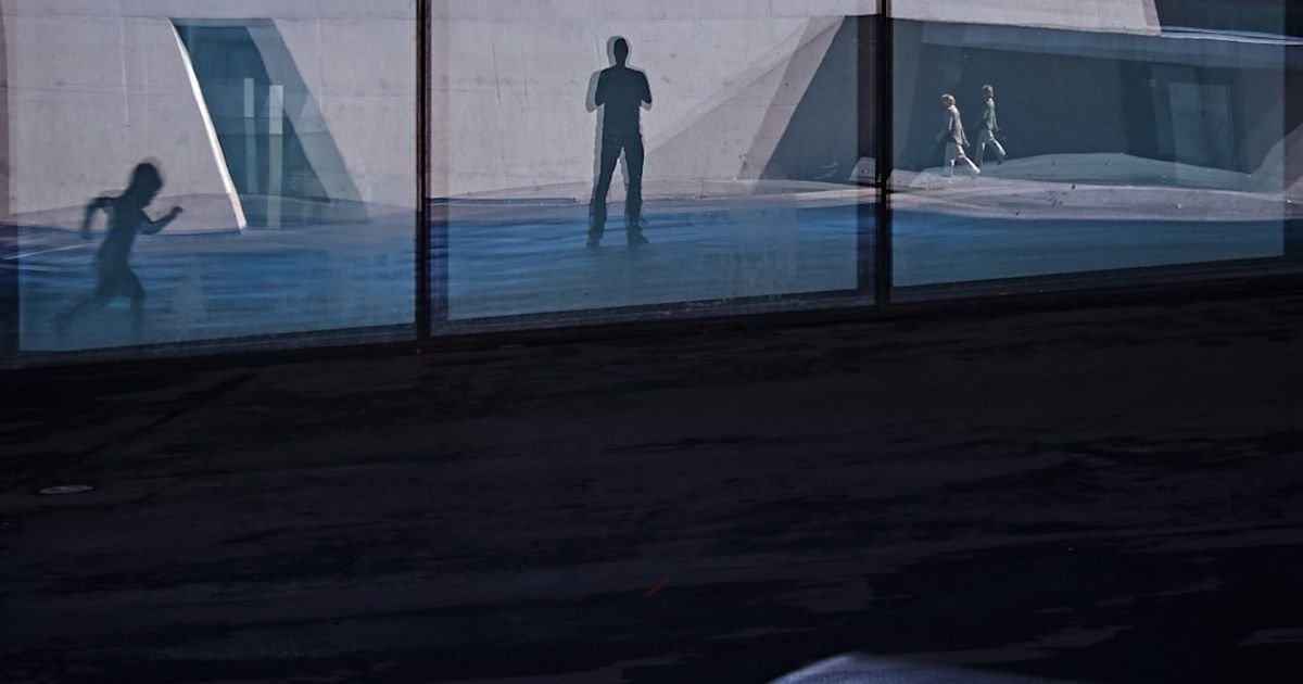 Doctor Strange Mirror Dimension VFX Prompt