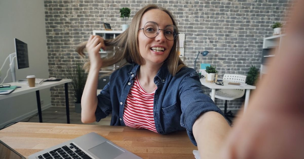 Festival Vlog Script ChatGPT Prompt