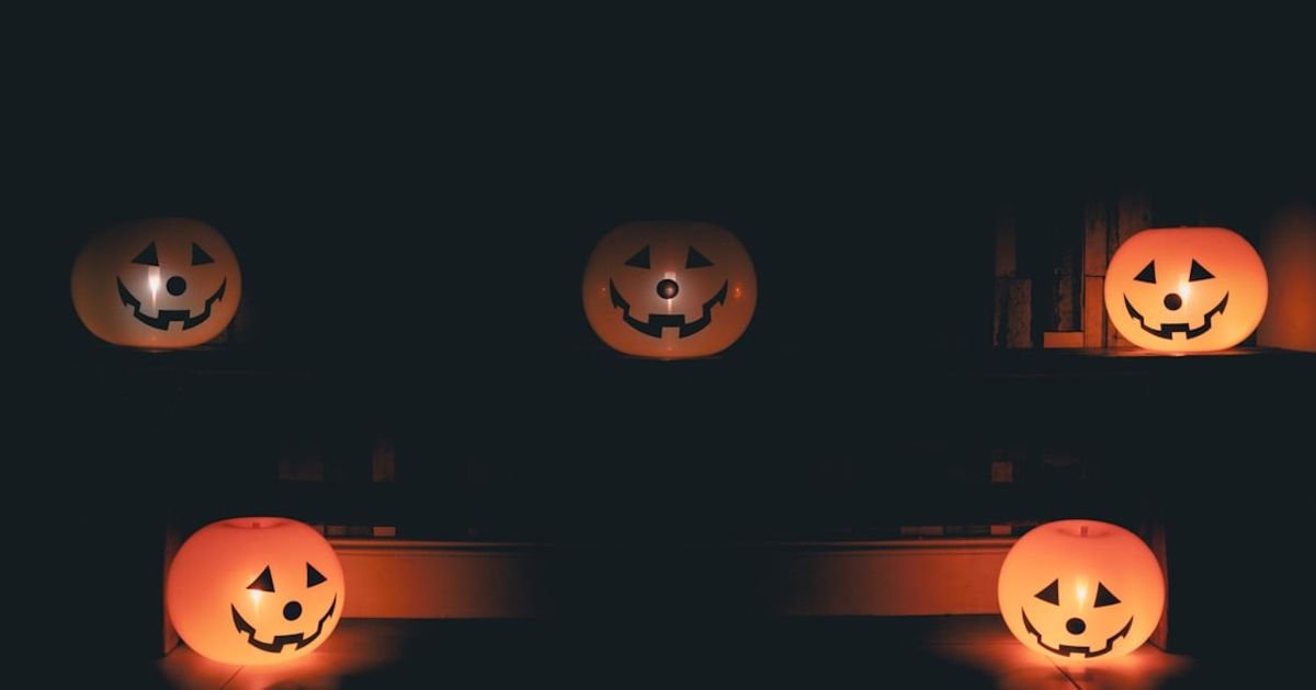 Halloween haunted house video prompt Gemini