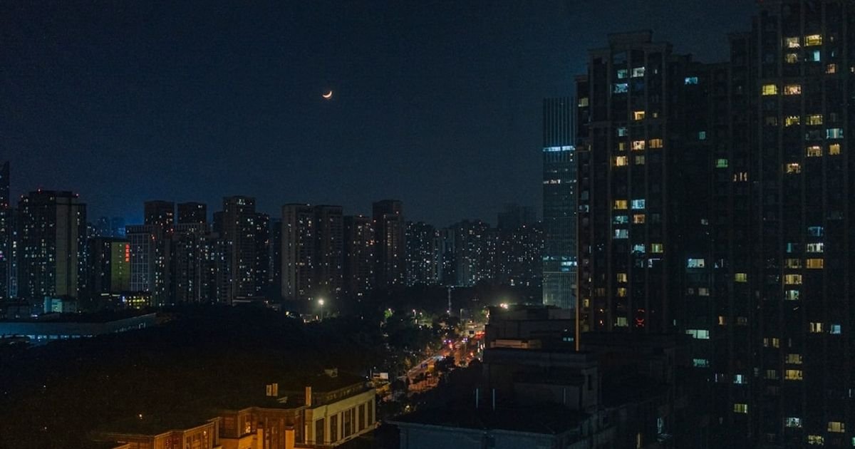 Helicopter Night Chase VFX Prompt