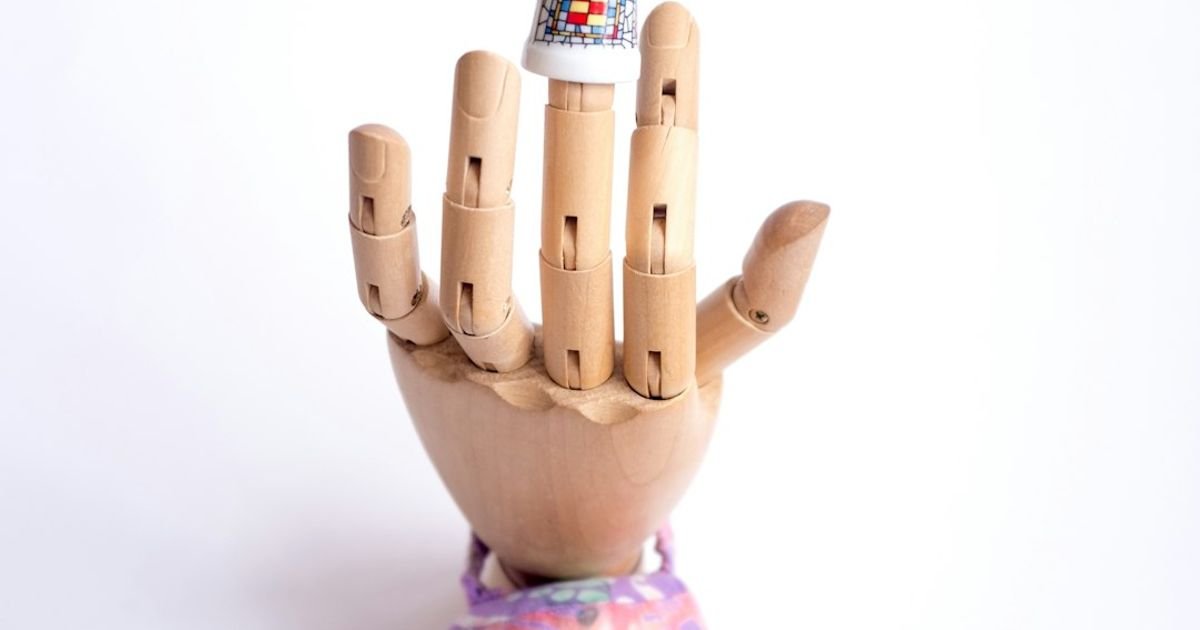 Indian mehndi hand design prompt ChatGPT