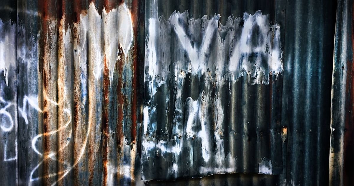 Metal Melt VFX Prompt