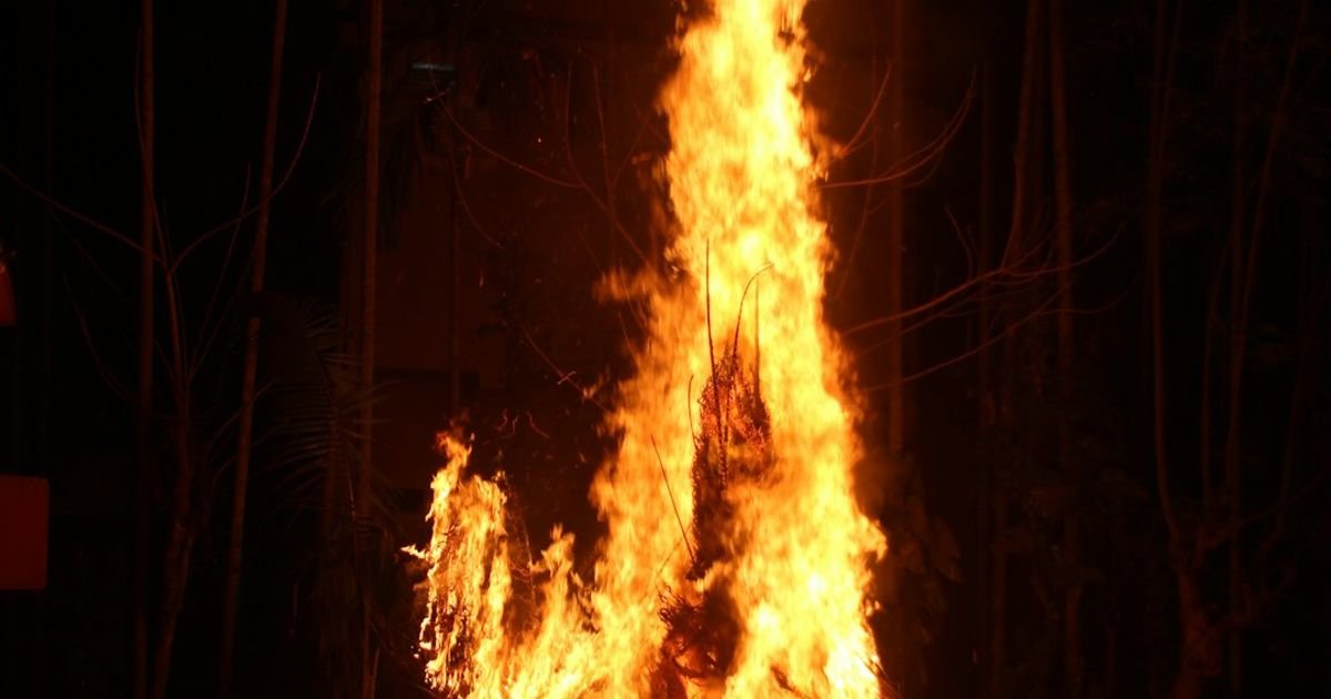 Prompt for Writing Horror Campfire Tales