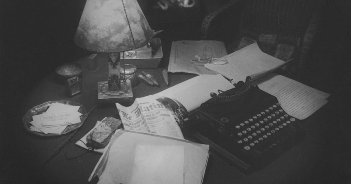 Prompt for Writing Podcast Scripts