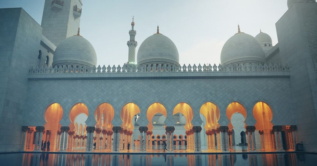 Ramadan lantern 3D video prompt ChatGPT