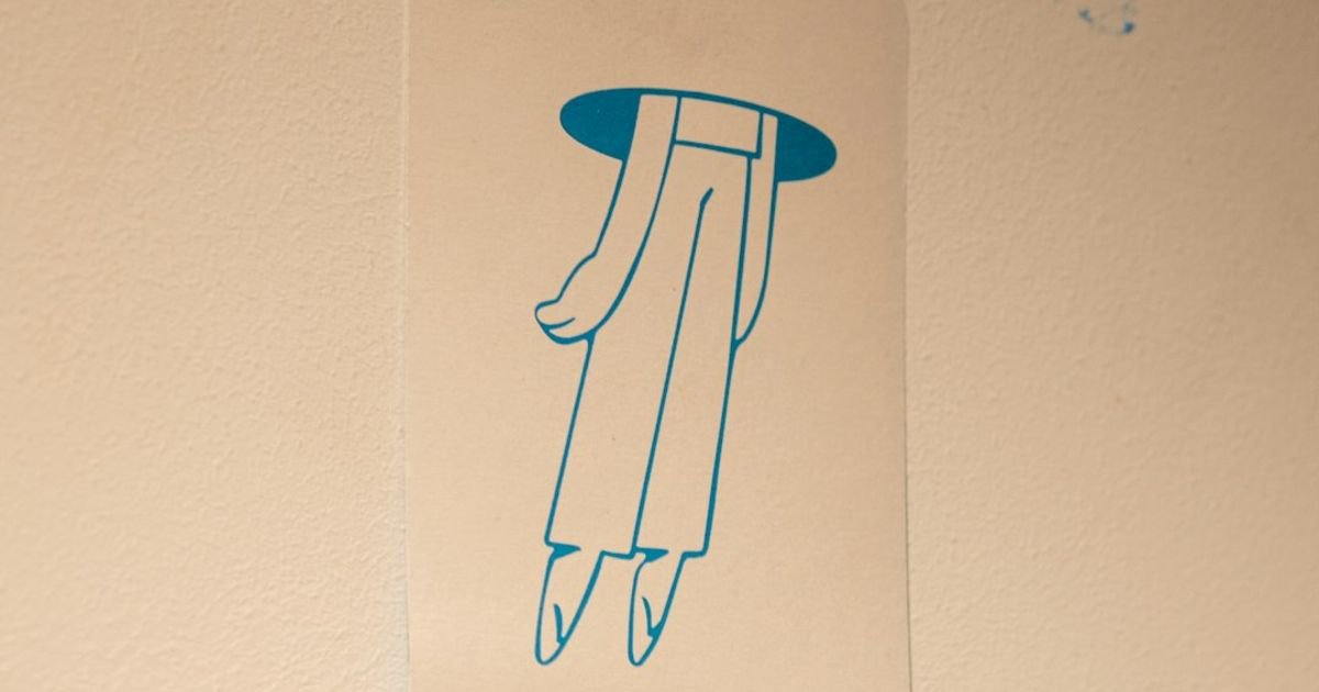 Scandinavian minimal poster prompt Veo
