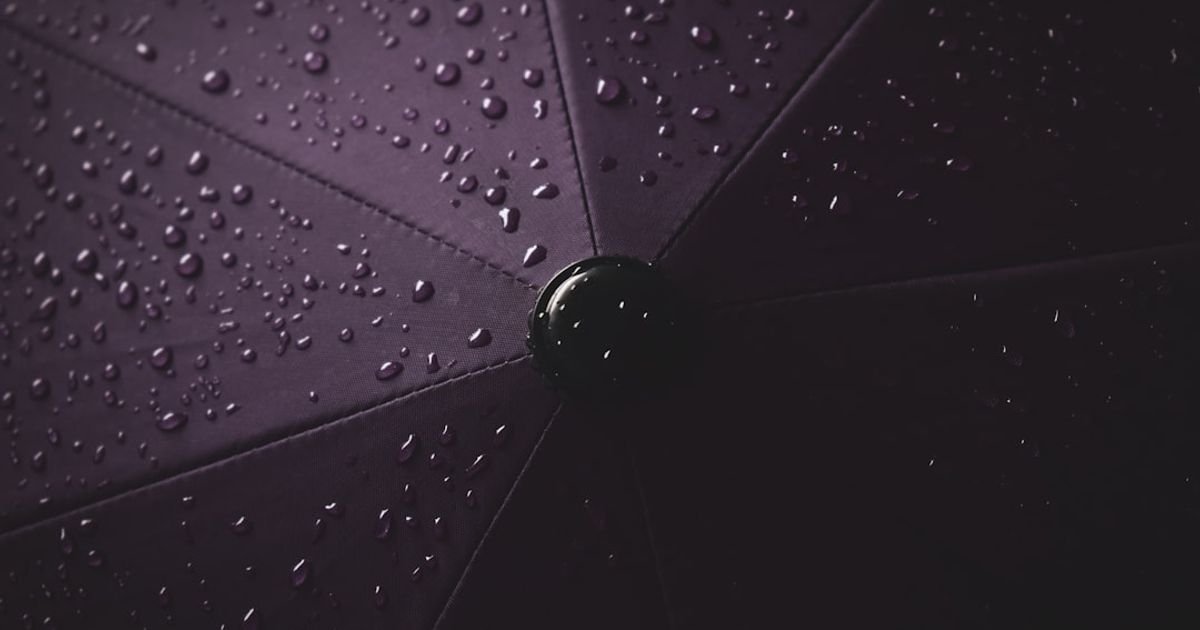 Shadow Assassin Leaping Through Rain VEO 3 Prompt