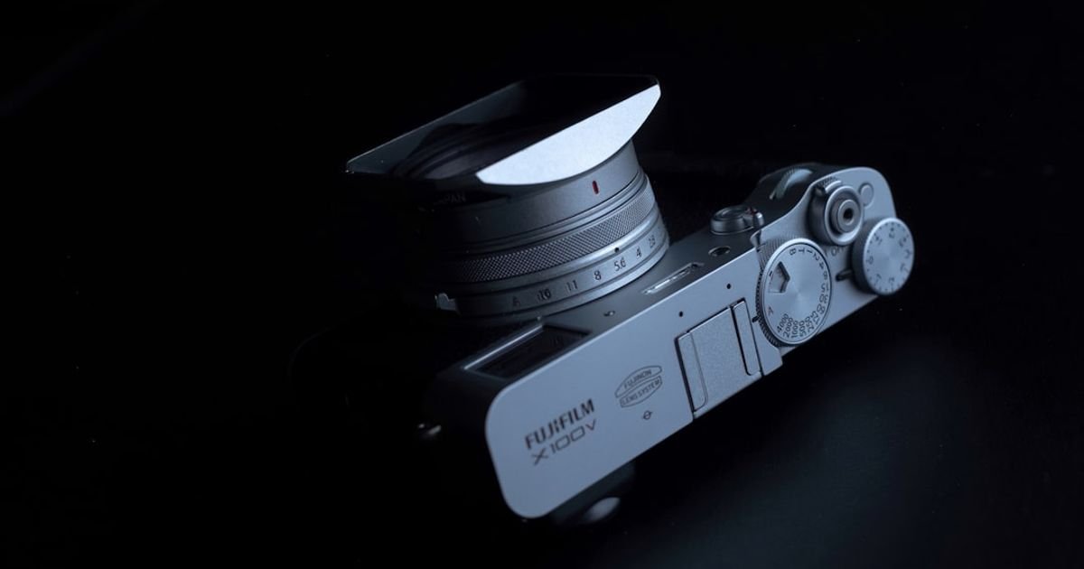 Slow-Motion Bullet Time VFX Prompt
