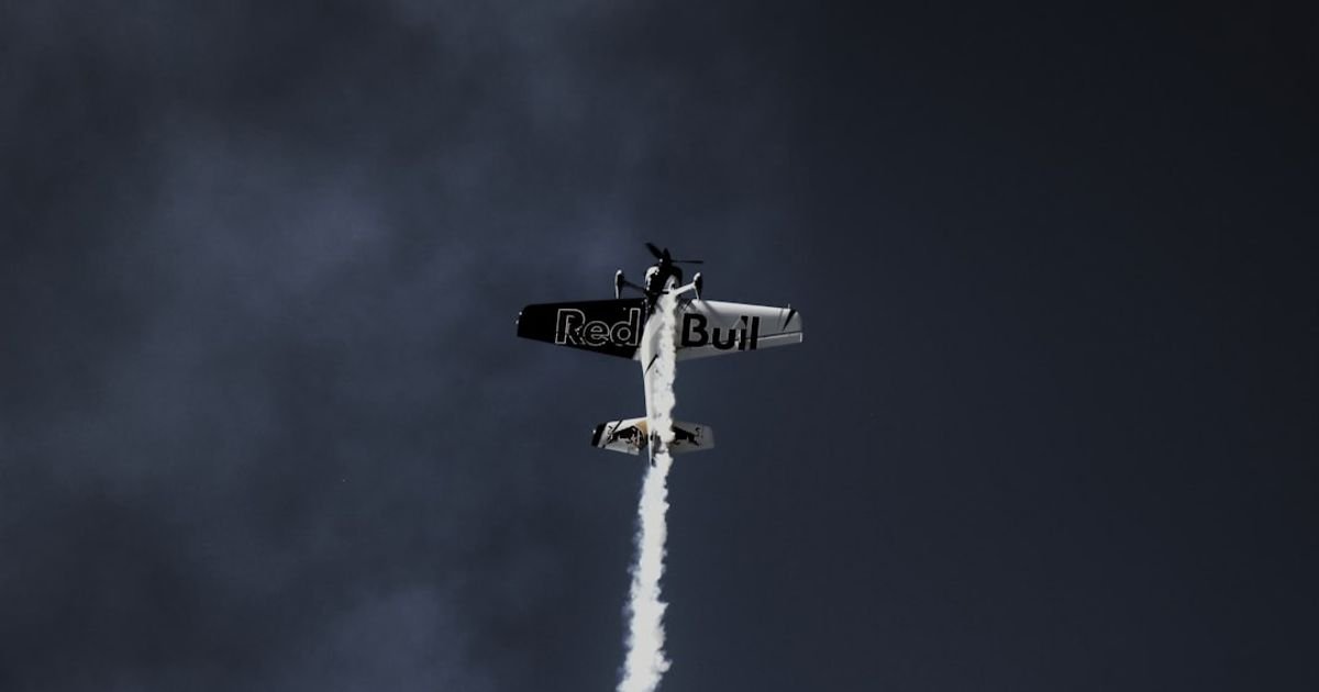Spaceship Entering Atmosphere Burn VFX Prompt