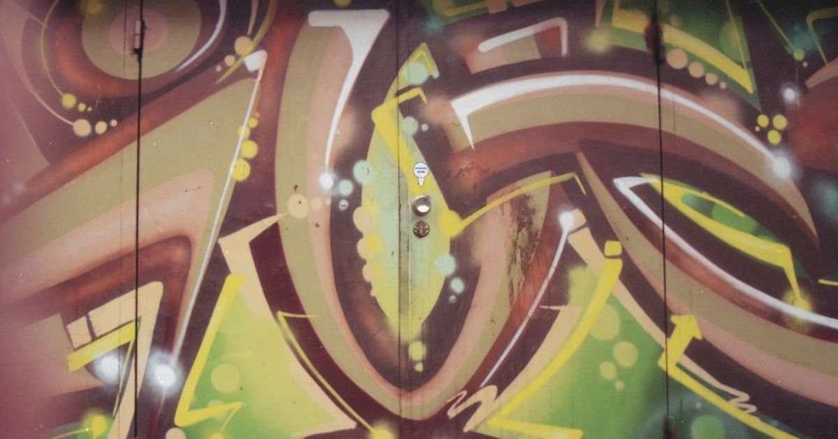 Street art graffiti animation prompt Gemini