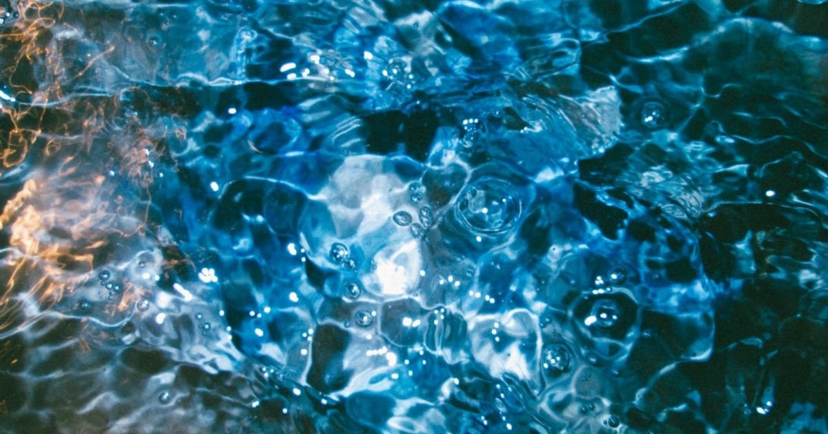Underwater Bubble & Wave VFX Prompt