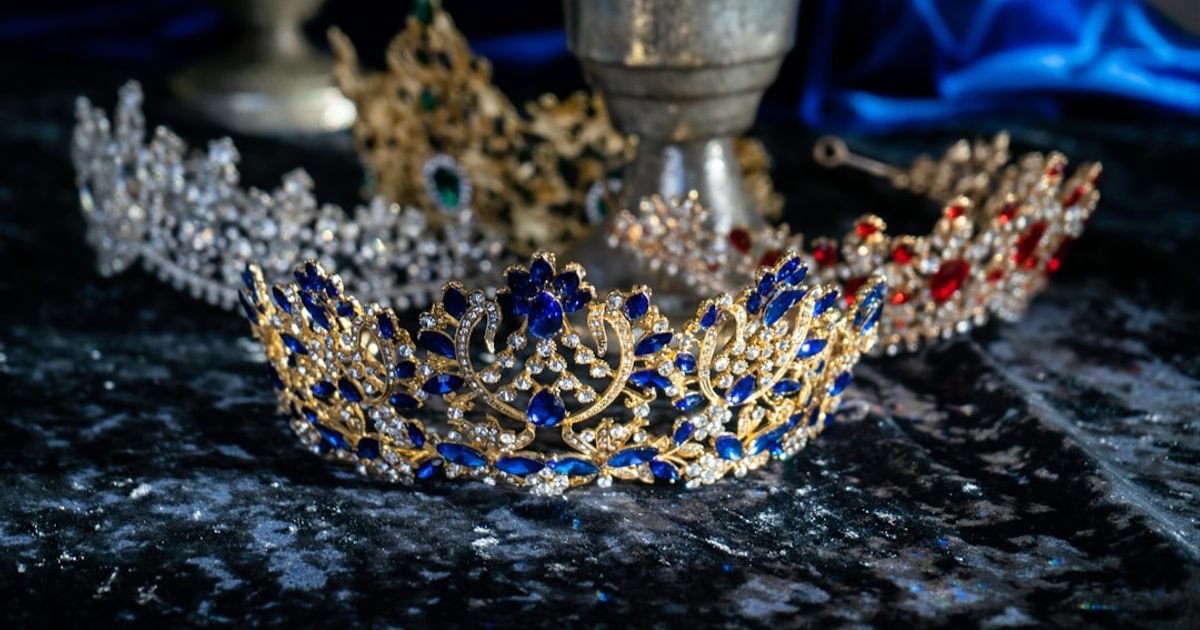 VEO 3 Prompt - The Lost Crown of Babylon