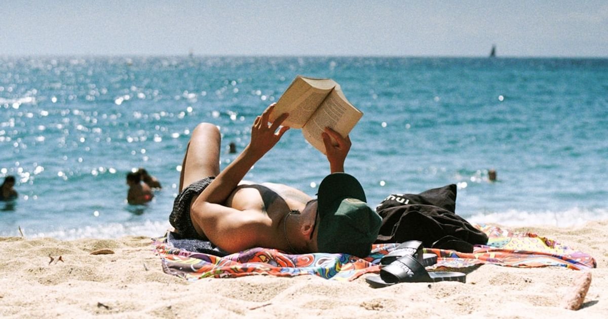 VEO 3 Prompt for Coming-of-Age Story - The Last Summer Notebook