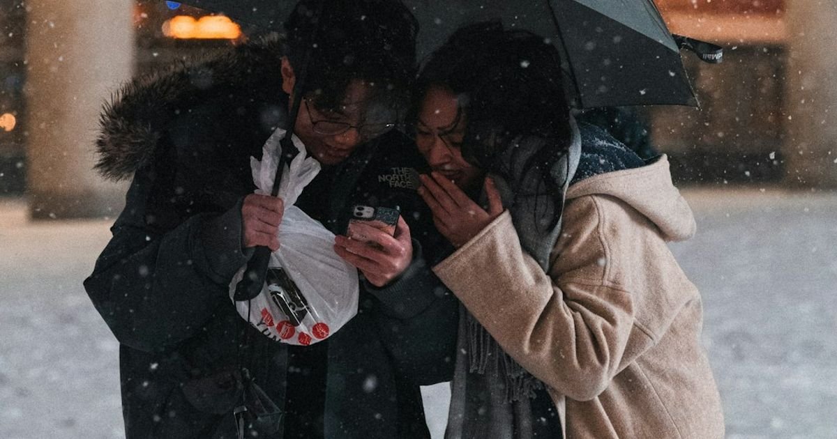 VEO 3 Prompt for Emotional Love Story - When the Rain Stopped
