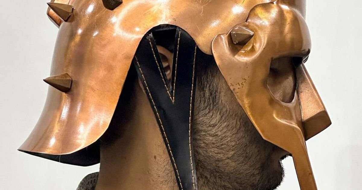 Venetian mask prompt ChatGPT