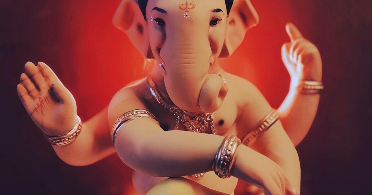Veo Lord Hanuman Action Scene Prompt