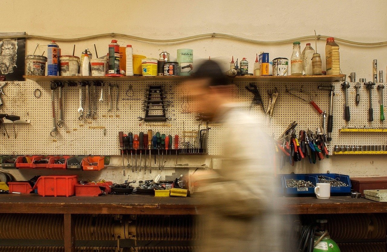 Glowing Serenity ASMR Visuals Prompt