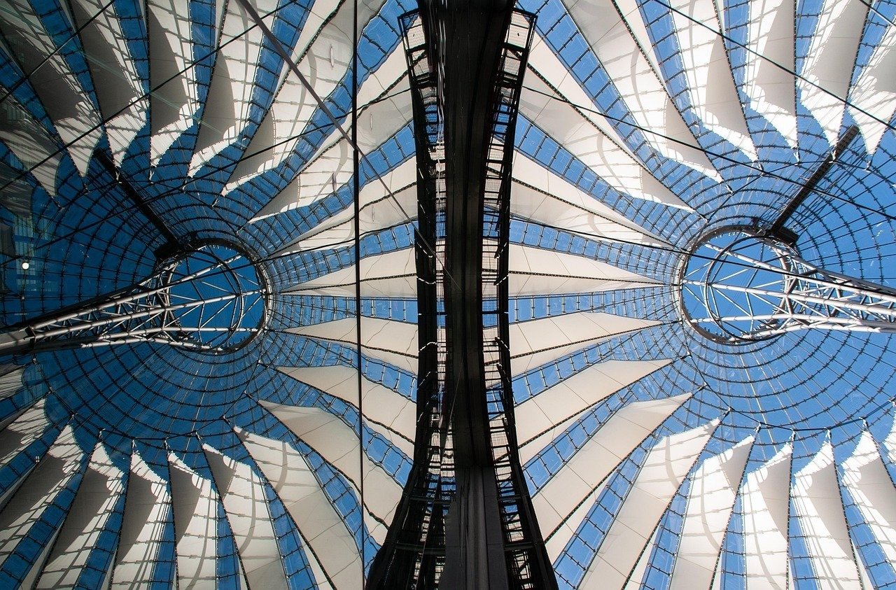 Vibrant viral holi celebration prompt