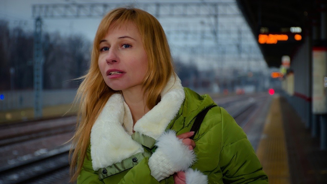 Inverted reality upside down room prompt