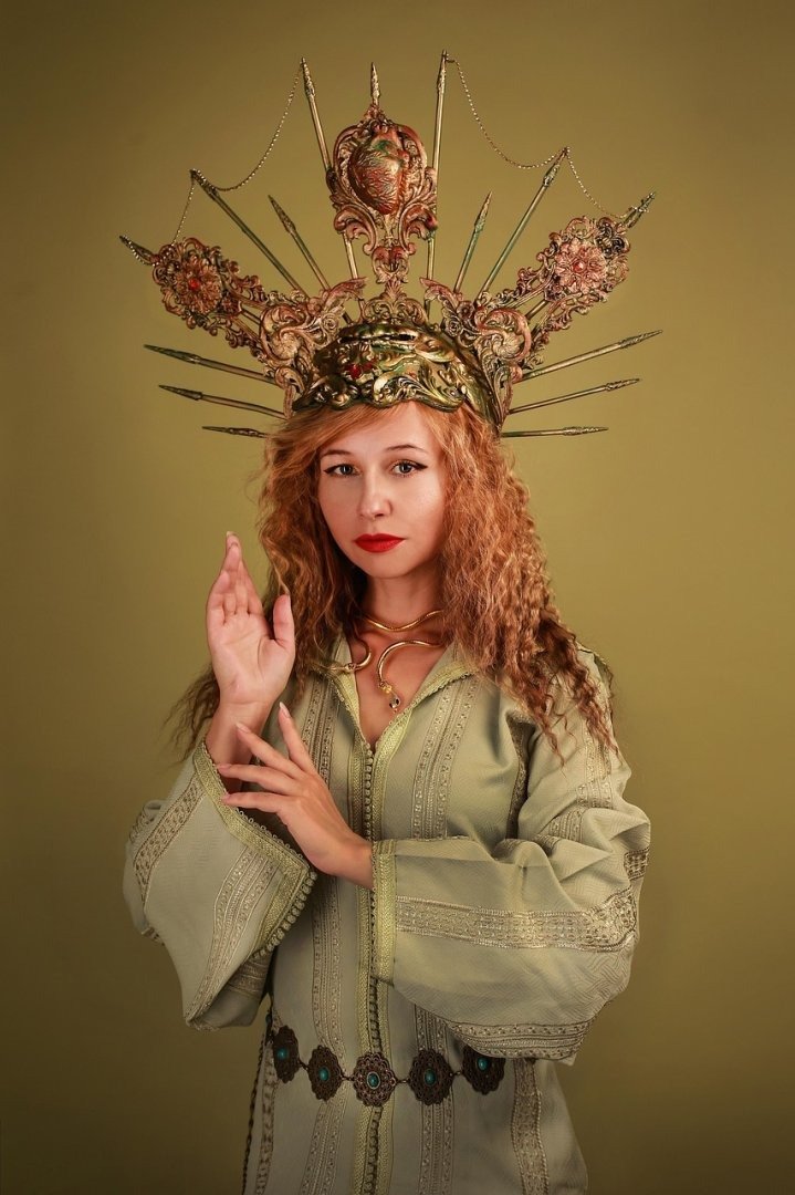 Glitching Reality: the digital disruption prompt