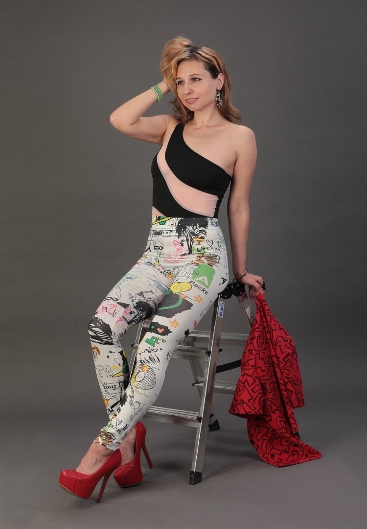 a vibrant textured squishy character prompt