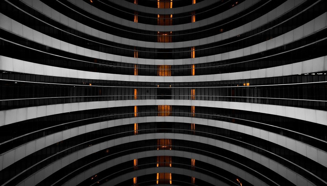 Futuristic Cyberpunk Metropolis Architectural Visualization Prompt